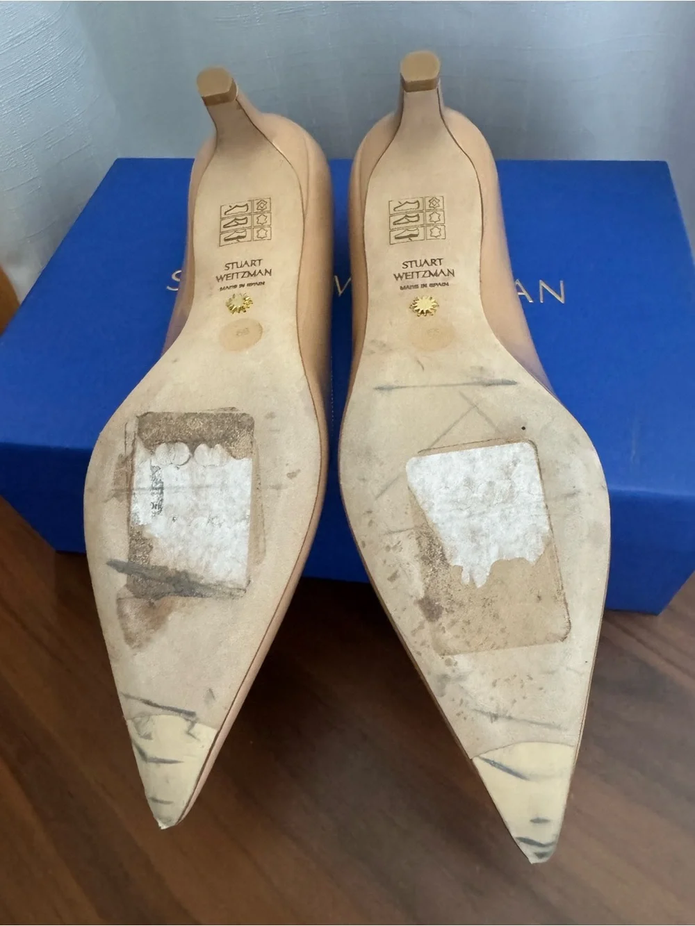 Stuart Weitzman Gold Nude Patent Pointed-Toe Pumps 6